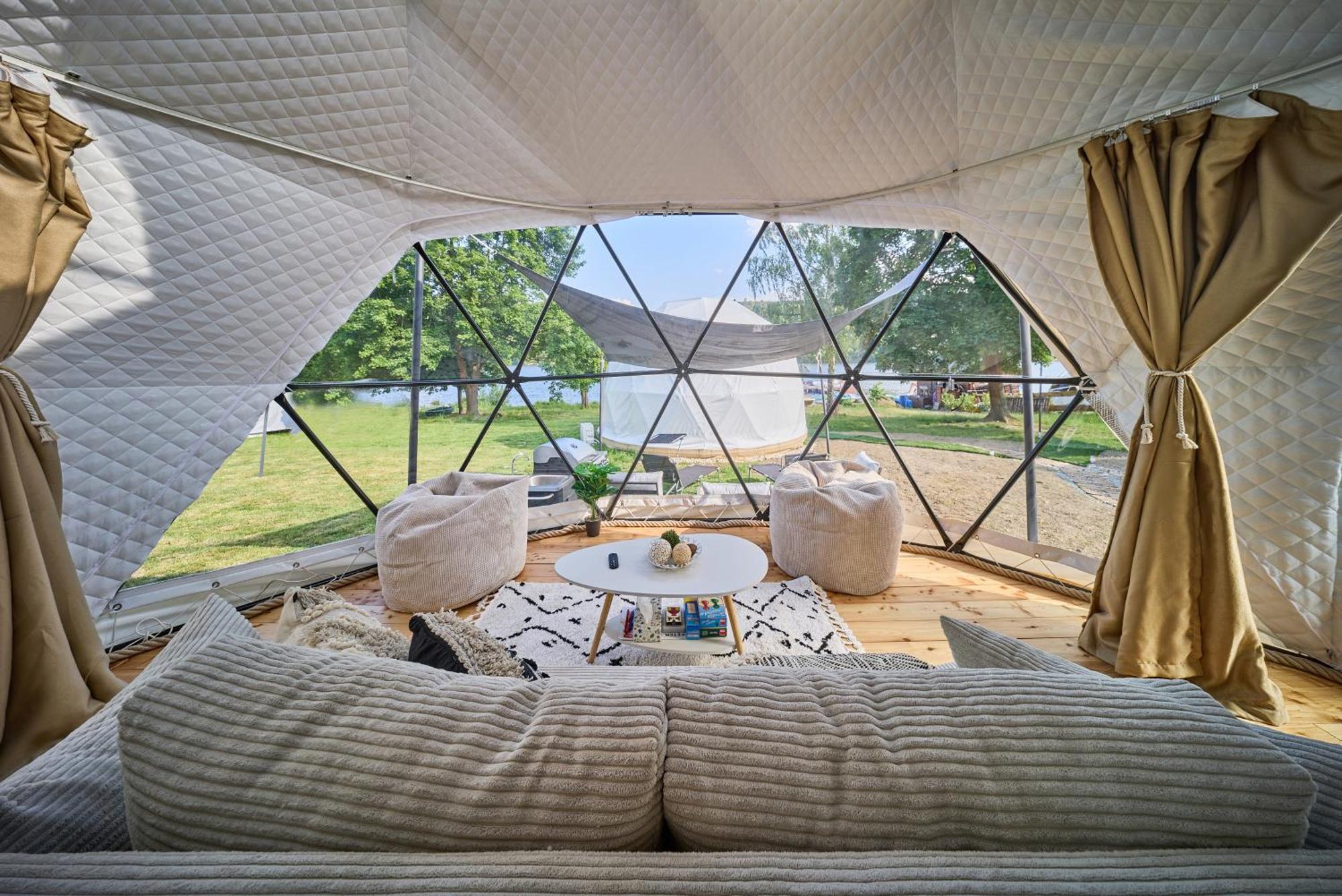 Glamping Slapy Hotel Buitenkant foto