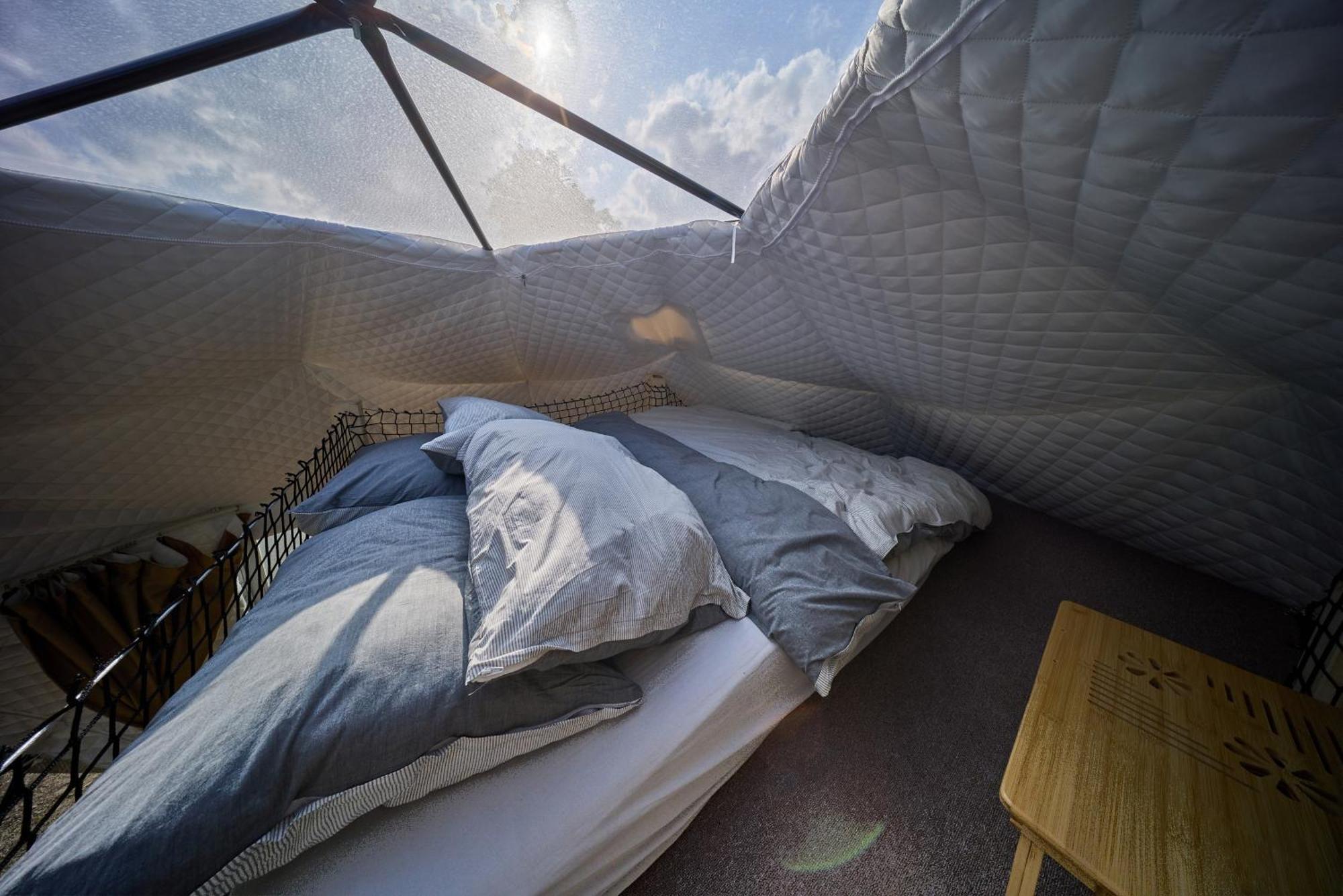 Glamping Slapy Hotel Buitenkant foto