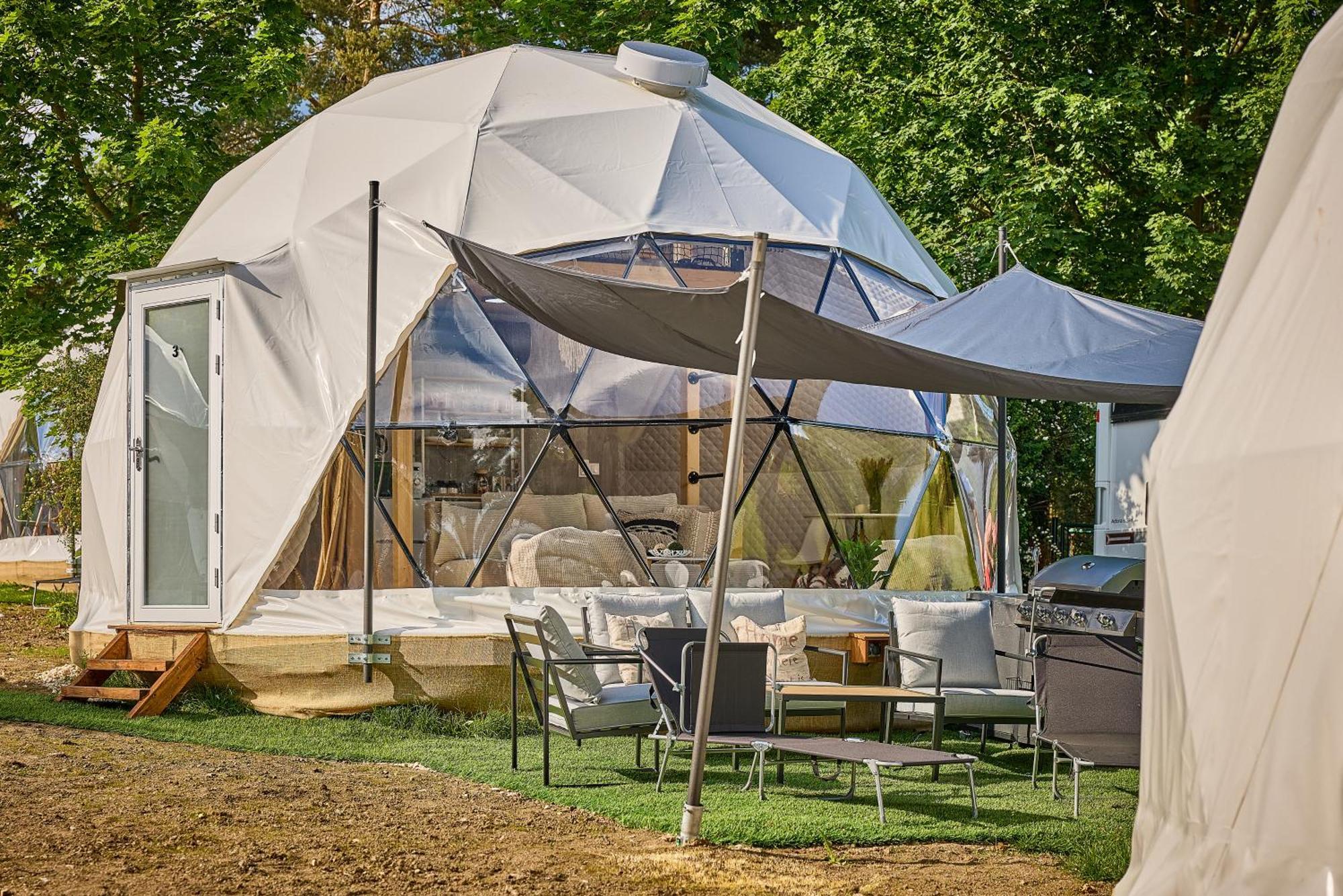 Glamping Slapy Hotel Buitenkant foto