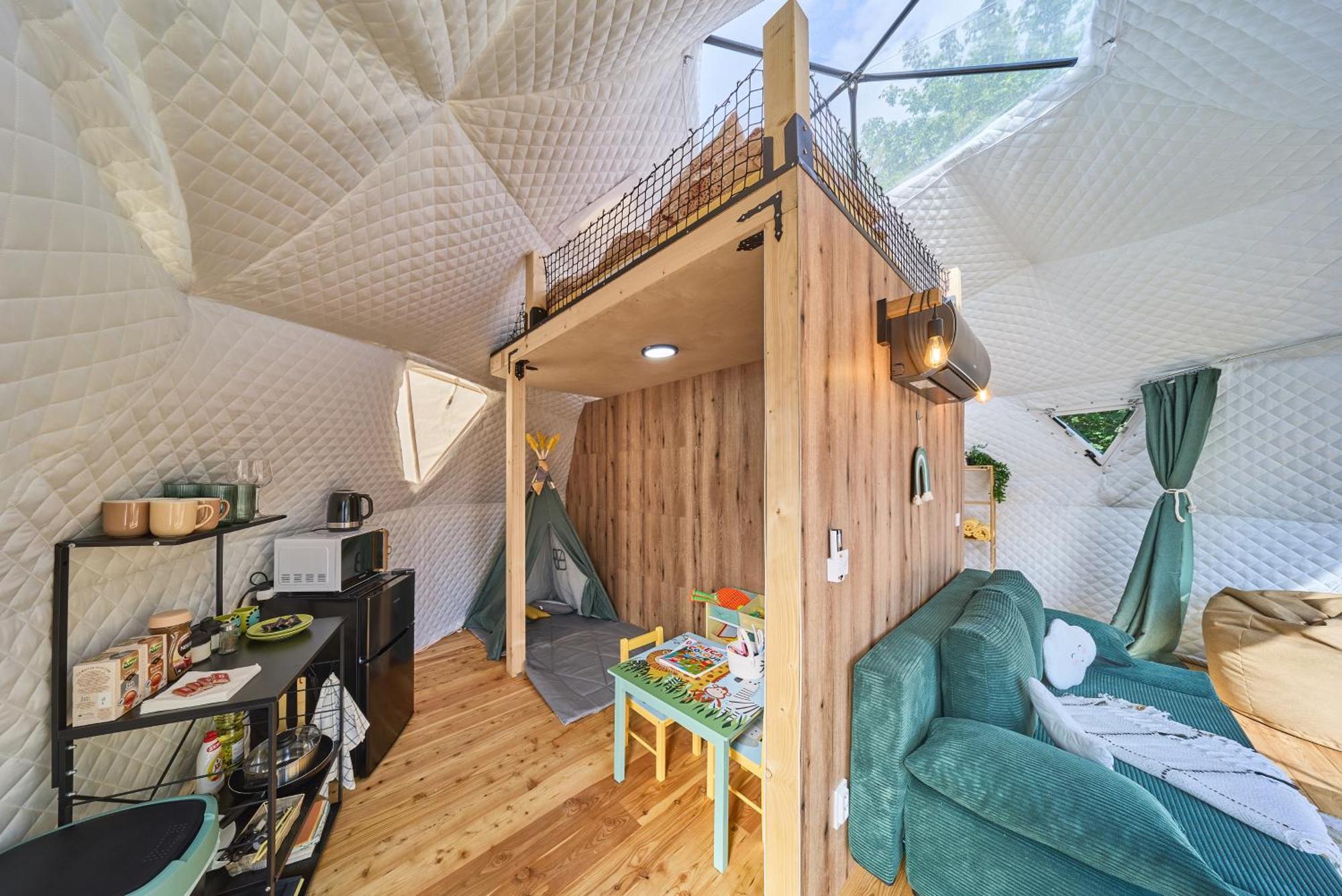 Glamping Slapy Hotel Buitenkant foto