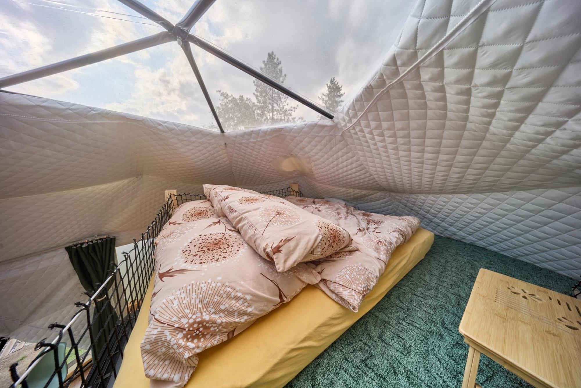 Glamping Slapy Hotel Buitenkant foto