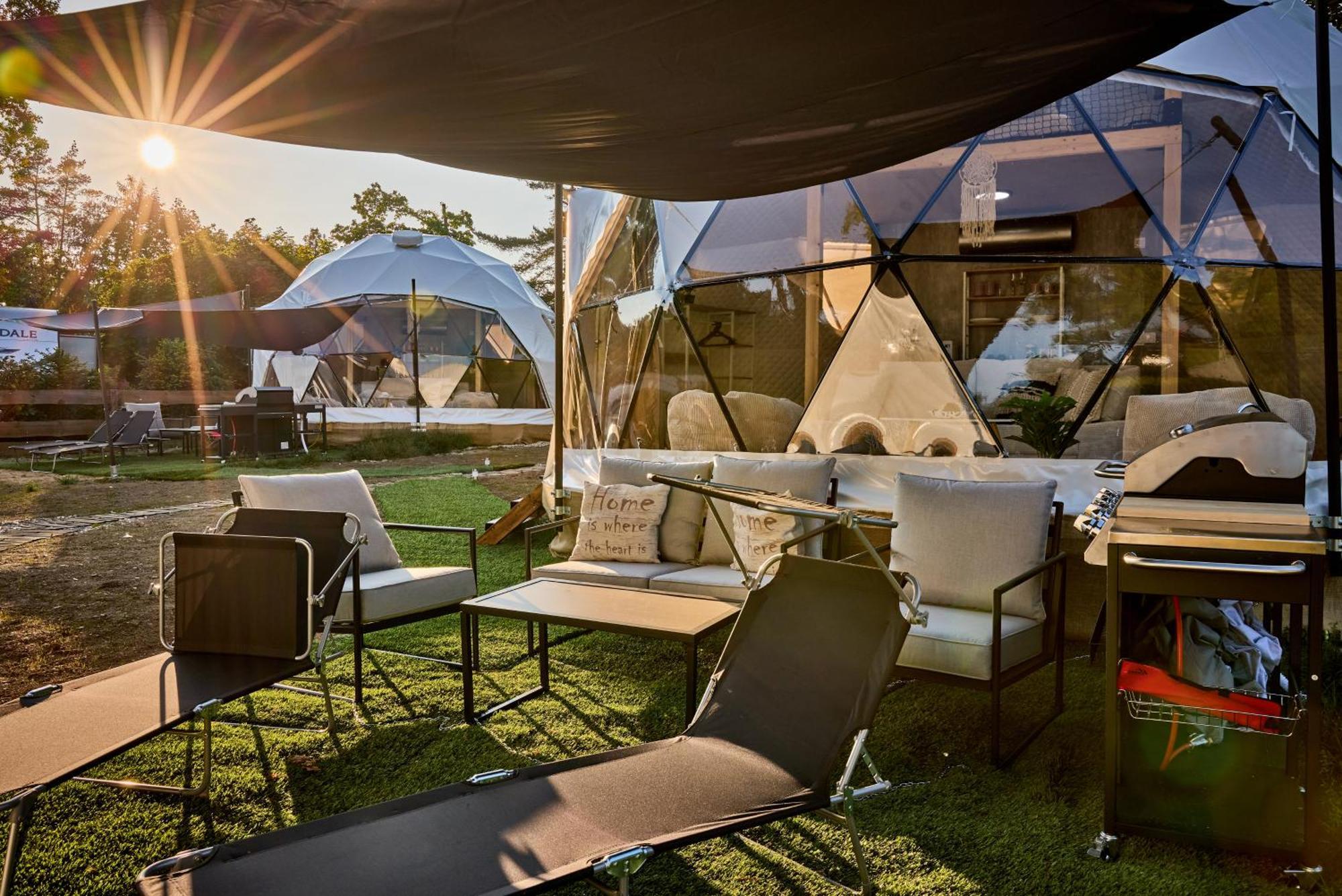 Glamping Slapy Hotel Buitenkant foto